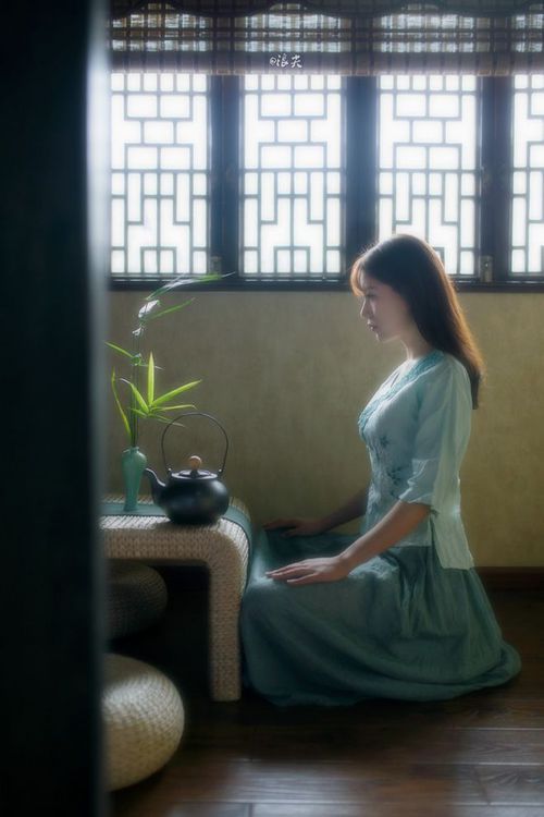 防守中的轮转犹豫是否决定对手出手机会，防守轮换